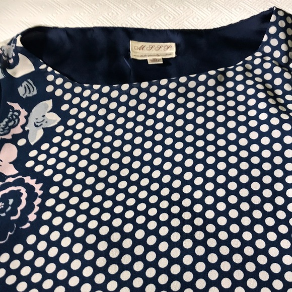 Dress - Picture 5 of 5